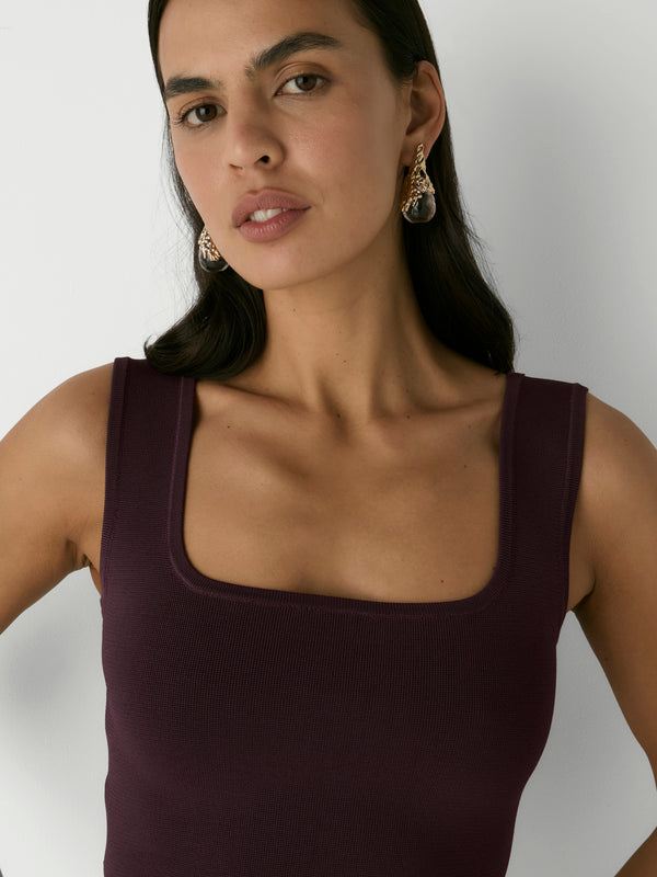 KAIA TOP, close-up detail