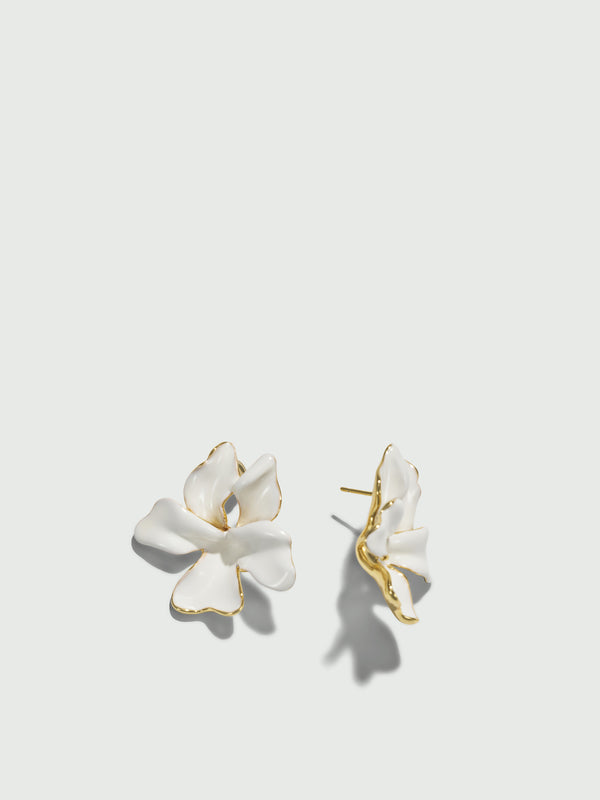 SKYE EARRING, flat lay