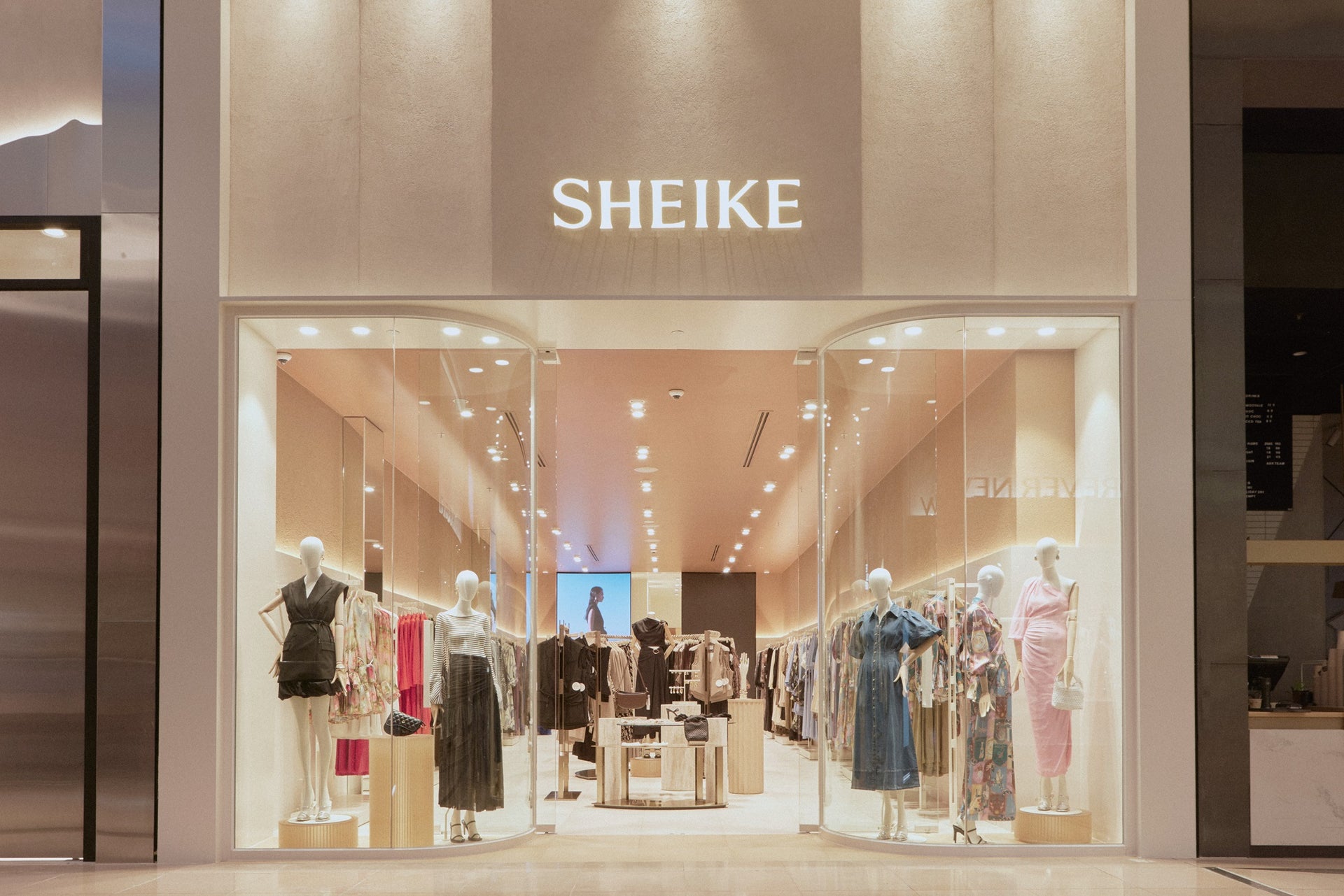 Chadstone - SHEIKE Store in Melbourne Chadstone - SHEIKE Store in Melbourne