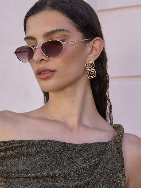 SHEIKE Corfu Earrings Gold 1008246 Campaign Image