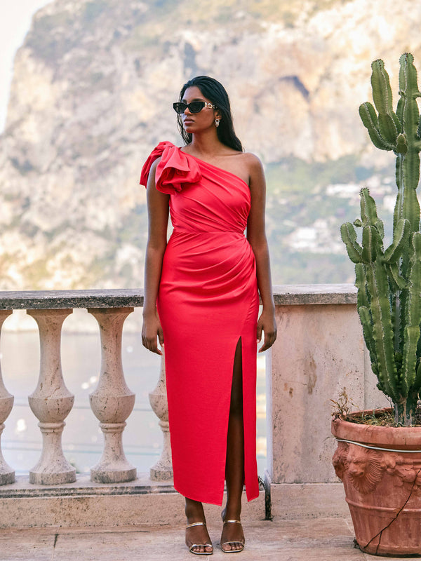 GLAMOUR MAXI DRESS IN RED WITH SIDE SPLIT 