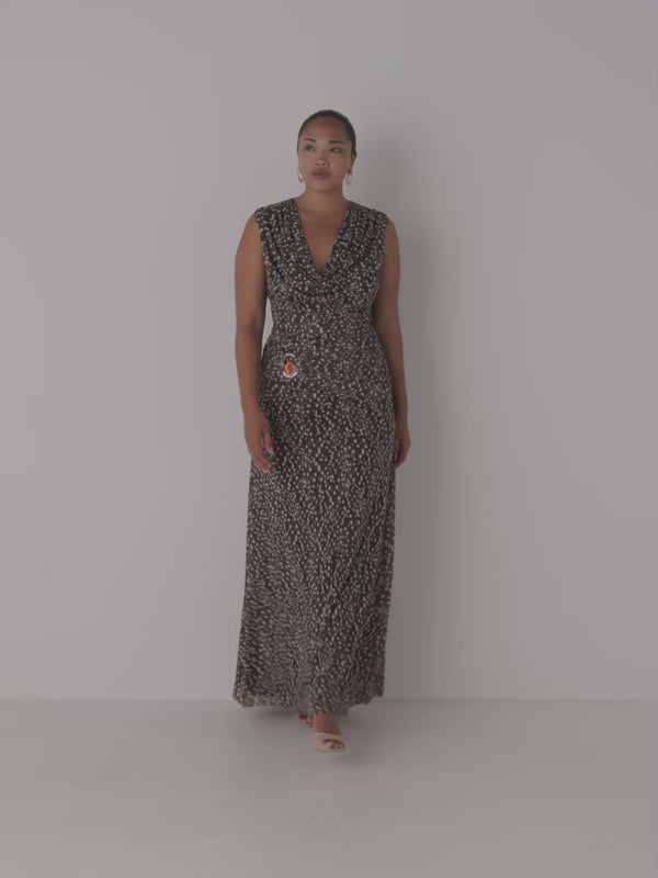 Video SHEIKE Elara Maxi Dress Print 1009180 Video