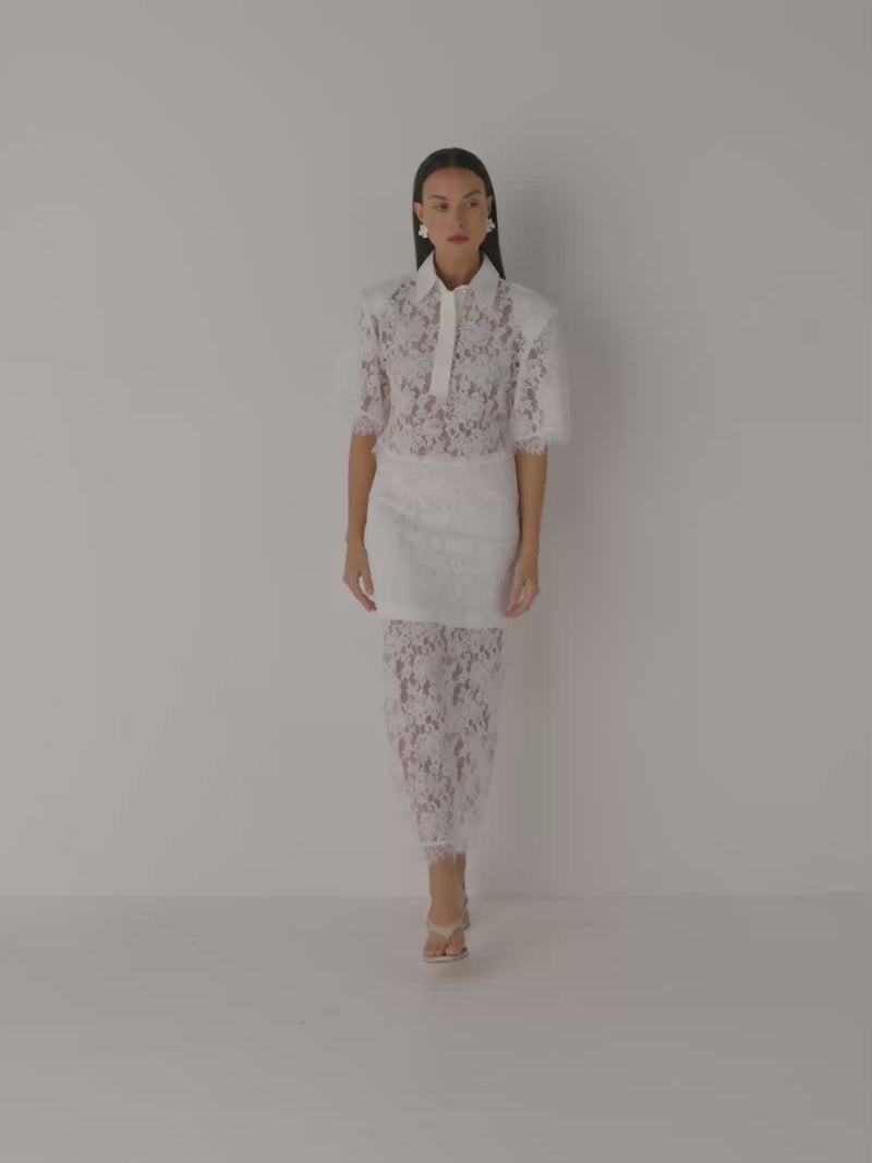 Video SHEIKE Harlow Crop Shirt White 1009255 Video