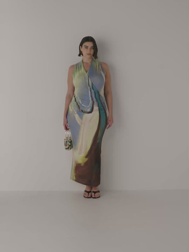Video SHEIKE Camden Dress Print 1009172 Video